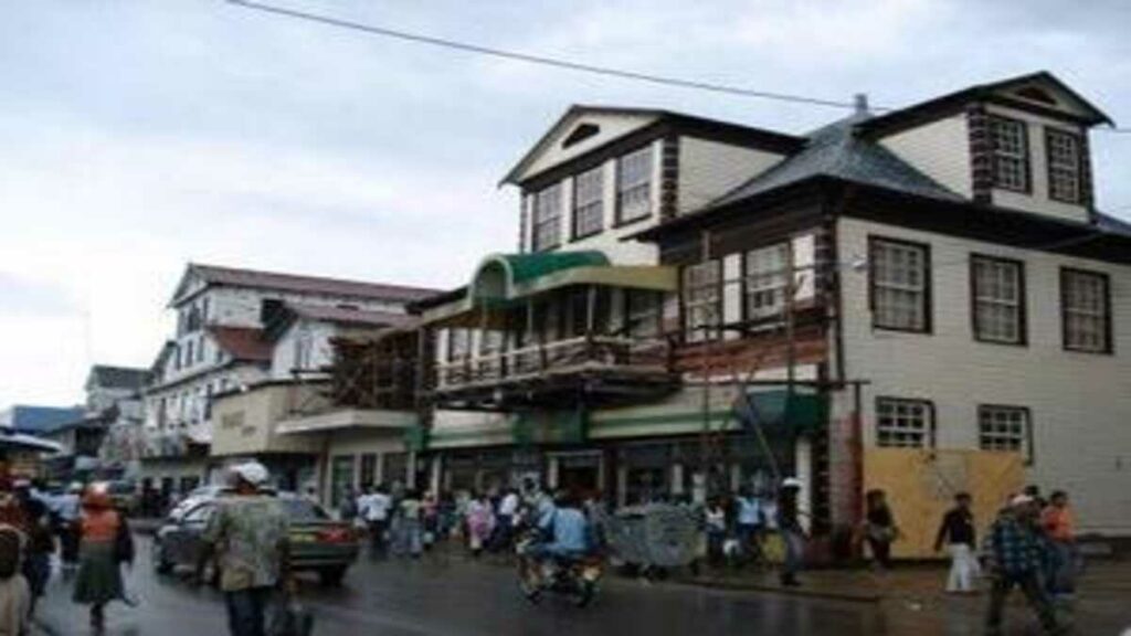 Запреты и ограничения в Суринаме